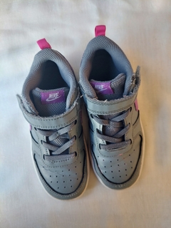 Zapatillas gris y violeta - Nike en internet