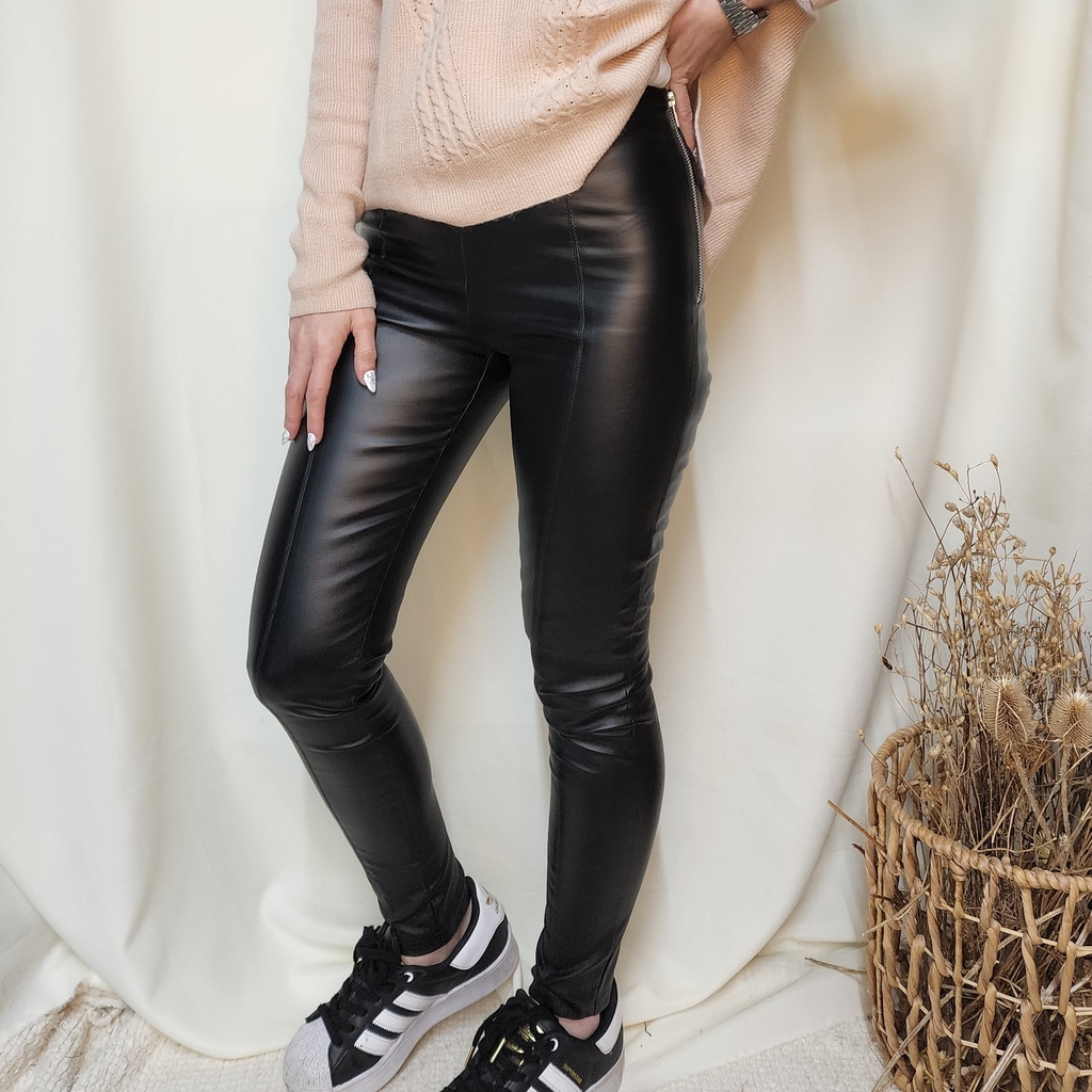 Calza Engomada - Comprar en Laurencia