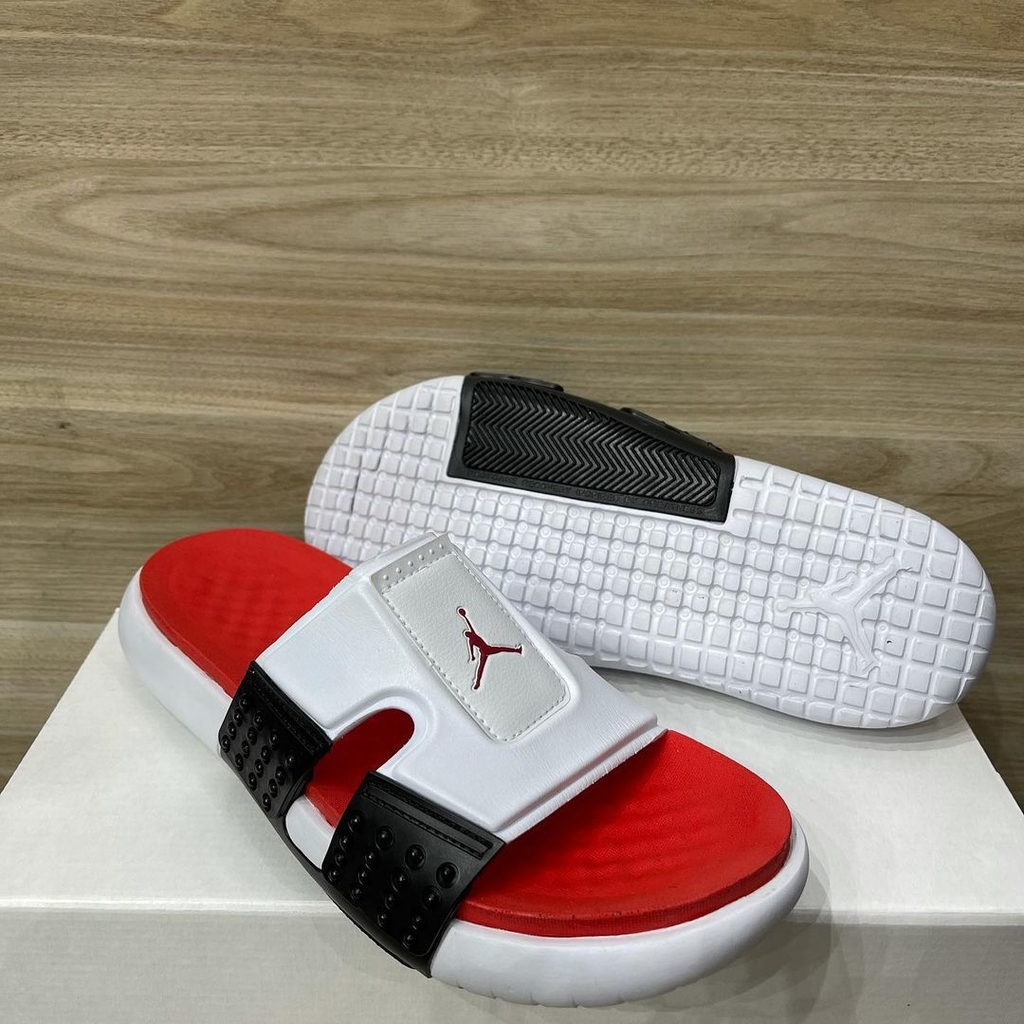 chinelo jordan hydro 8
