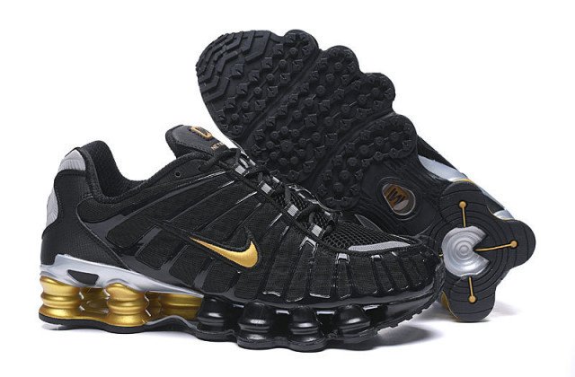nike shox junior preto e dourado