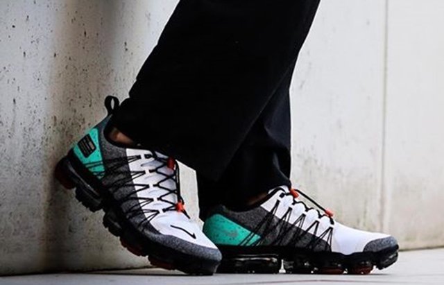 tenis nike run utility