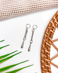 BRINCO GOTA COM CORRENTE (PAR) - comprar online