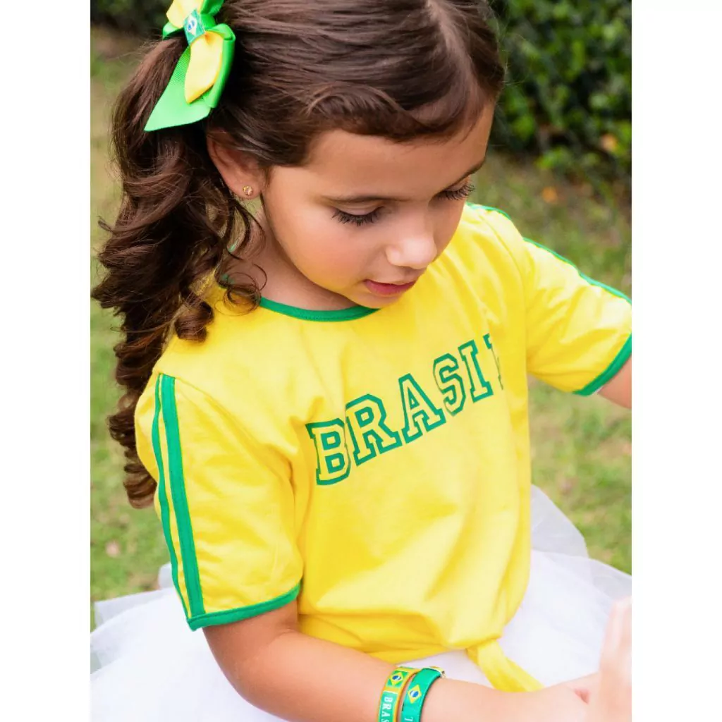 Blusa do Brasil de amarrar com galão Infantil Amarela - Copa do Mundo