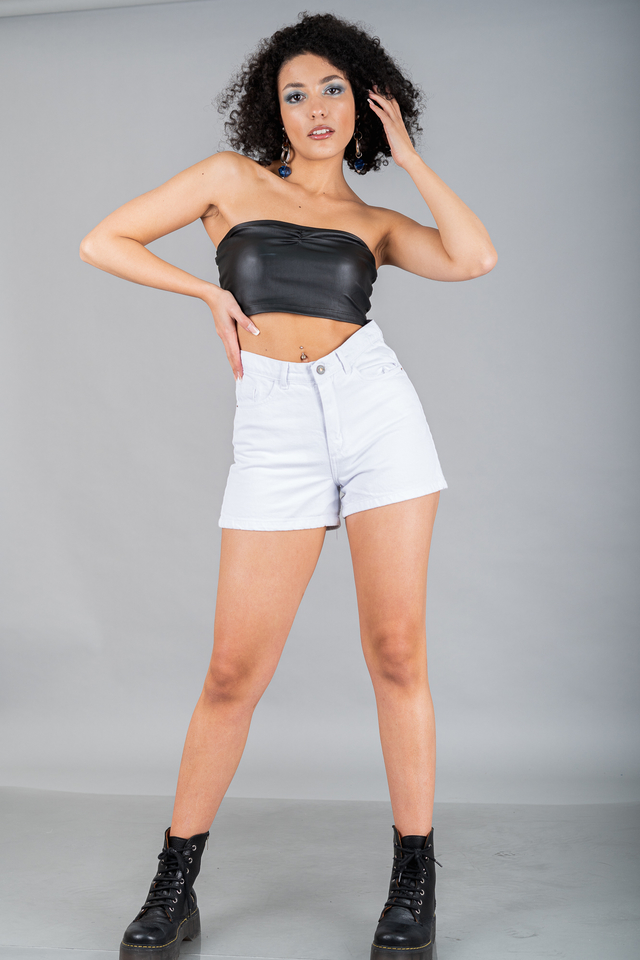 387. Short Mom Fit Blanco - Comprar en Cataluña