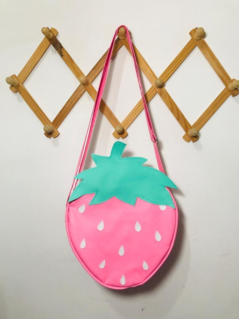 strawberry ita bolsa
