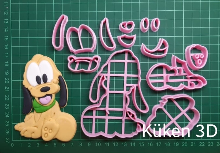 Cortante Collage Pluto Bebe 12cm Mickey Minnie Cortante Collage Pluto Bebe 12cm Mickey Minnie