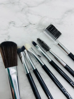 set brochas maquillaje - mac - SANTA FE MANICURAS set brochas maquillaje - mac - SANTA FE MANICURAS