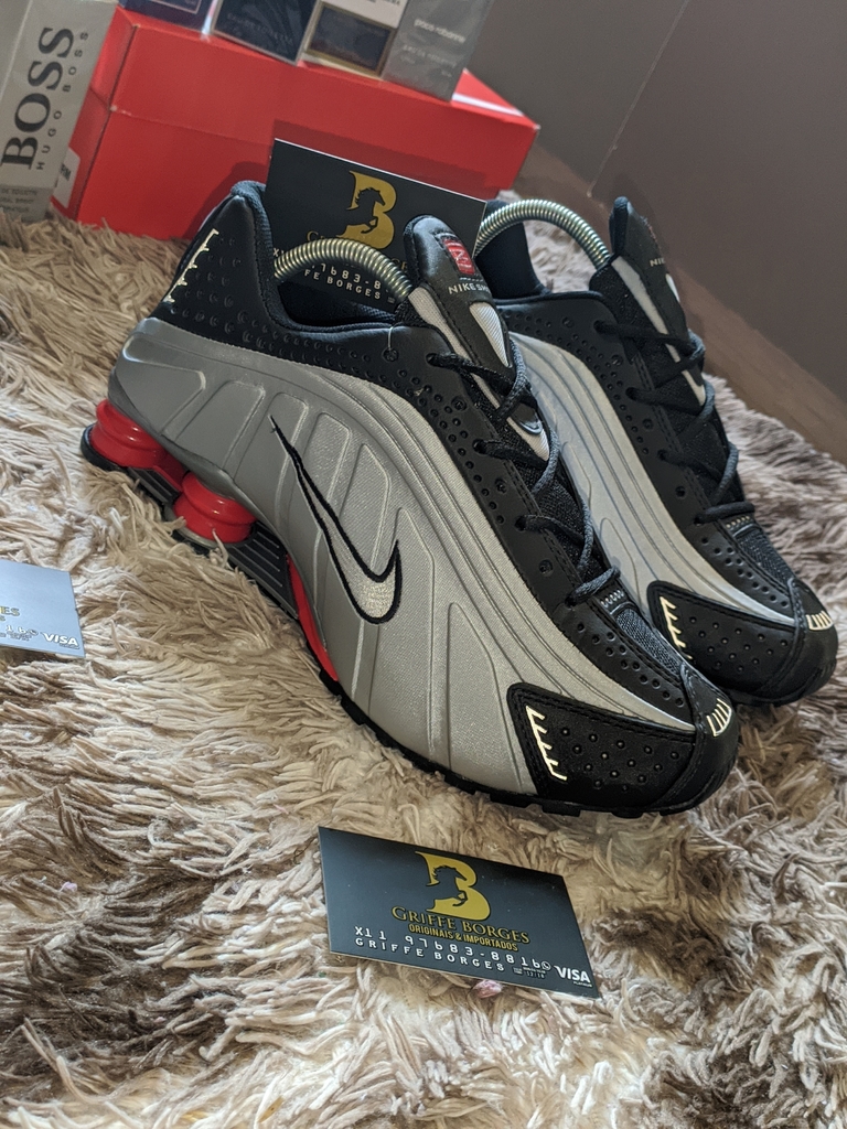nike shox r4 prata e vermelho