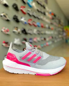 Adidas ultra boost cinza/rosa