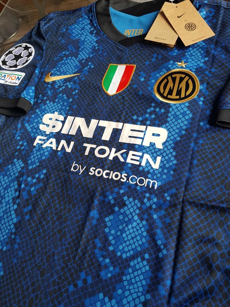 Camiseta Nike Inter Titular 2021 2022 Lautaro #10 Parches UCL
