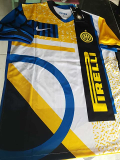 Camiseta Nike Inter Ed. Limitada Amarilla Nuevo Escudo 2021 #10 Lautaro Mashup en internet