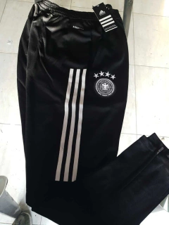 Pantalon Adidas Chupin Alemania Negro 2021 2022