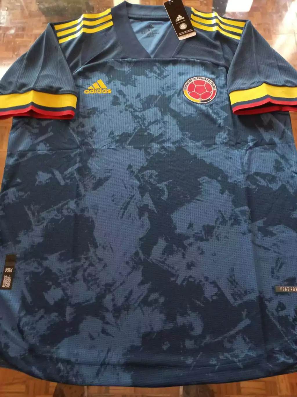 Camiseta adidas Colombia HeatRdy Azul 2020 2021