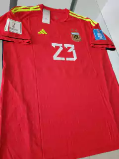 Camiseta Adidas Argentina Roja Arquero Dibu Martinez 2022 2023 *OUTLET* - Roda Indumentaria
