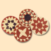Quatro mandalas de palha de tucumã com tingimento natural 22cm A3