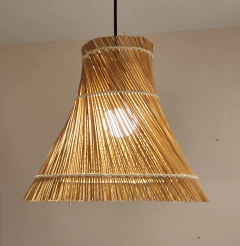 Luminária de Palha Chapéu