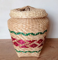 Cesto de Palha com Tampa - rosa e verde