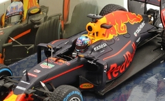 Miniatura Red Bull RB12 #3 F1 - D. Ricciardo - GP Brasil 2016 - 1/43 Minichamps