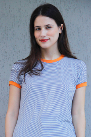 BLUSA FEMININA RINGER TEE LISTRADA CINZA