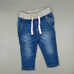 Jeans Yamp Talle 6 meses con cintura gris y cordón rosa