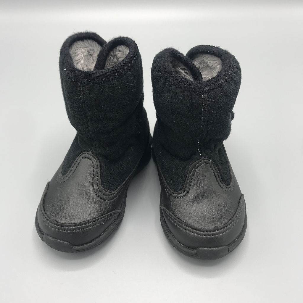 Botas Hush Puppies Talle 19 ARG negras interior peluche gris (13 cm largo  suela)