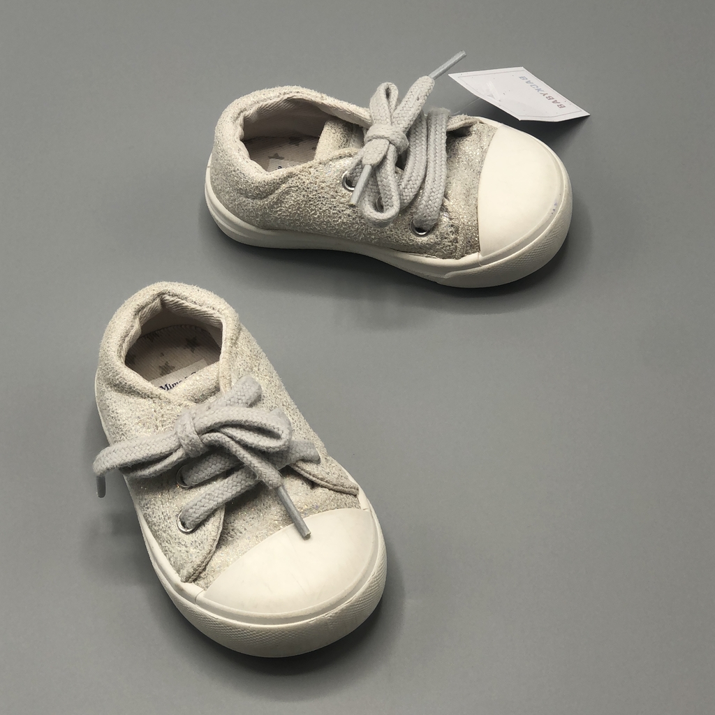 Segunda Selección - Zapatillas Mimo Talle 19 AR (12,5cm suela) blancas  brillo