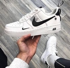 NIKE AIR FORCE OFF