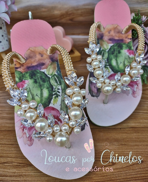 Até 60% de desconto nos calçados femininos da Constance | RioMar Recife