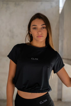 REMERA SIRA BLACK - CLAN