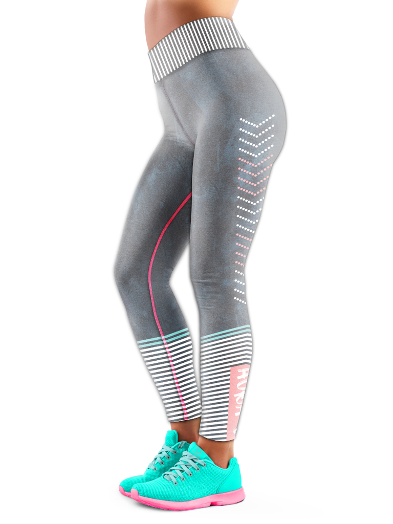 mujeres en calzas deportivas