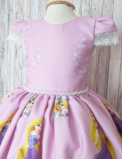 Vestido infantil Rapunzel na internet