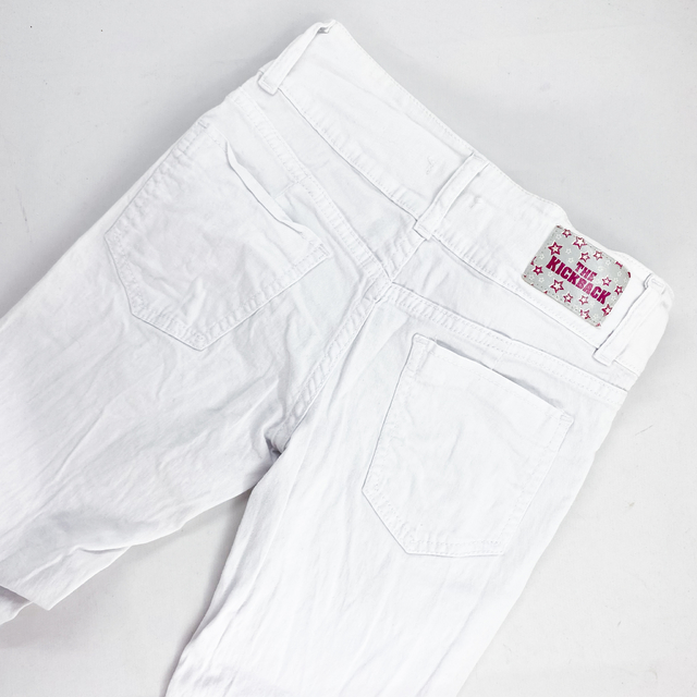 JEANTHE KICKBACKT 14 AÑOS