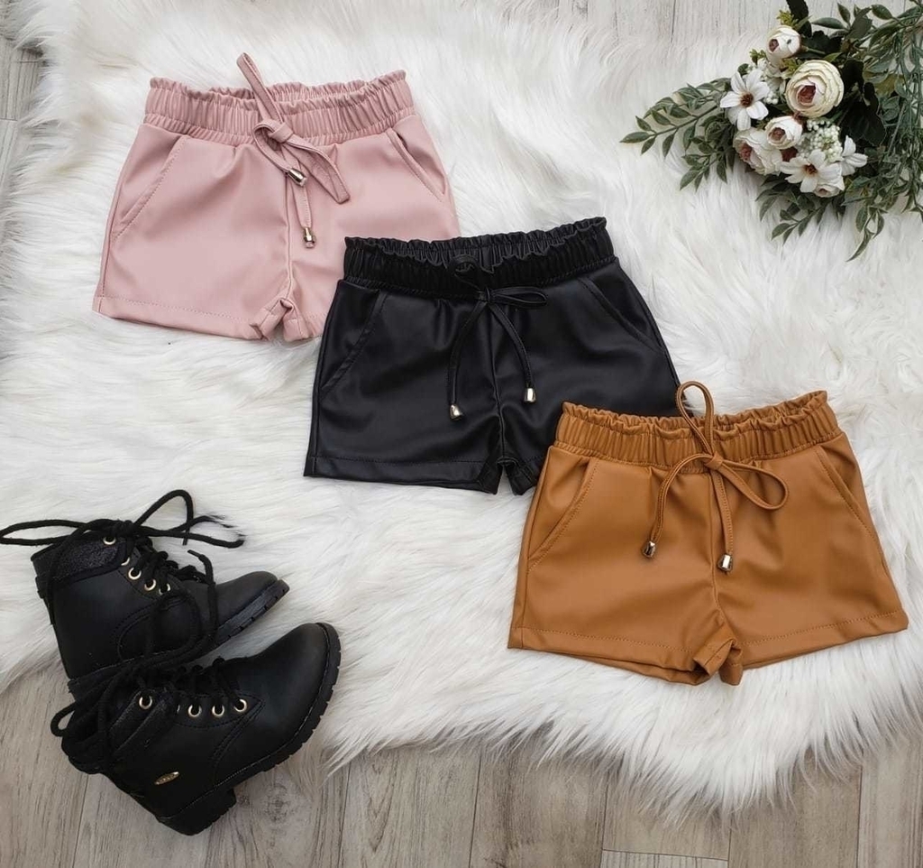 shorts de couro