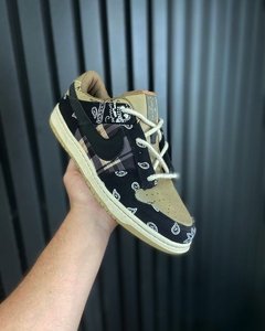 travis scott tenis dunk