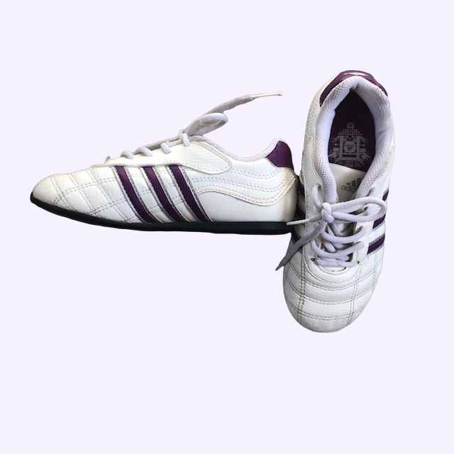 Zapatillas de cuero blancas y violeta Adidas - 27/28
