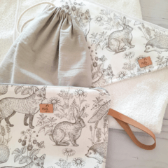 Toalla con capucha Fauna Gris - comprar online