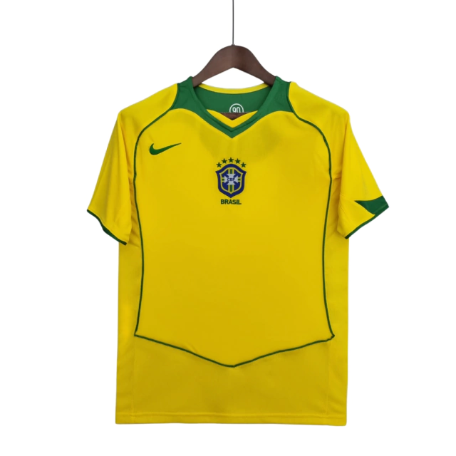 Quem foi o técnico da seleção brasileira em 2004?