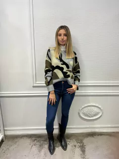 SWEATER MANCHAS
