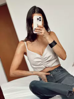 Top cuerina
