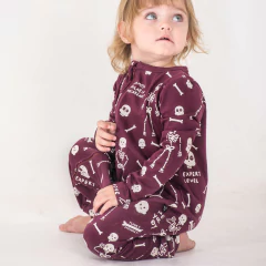 PIJAMA ESQUELETOS en internet
