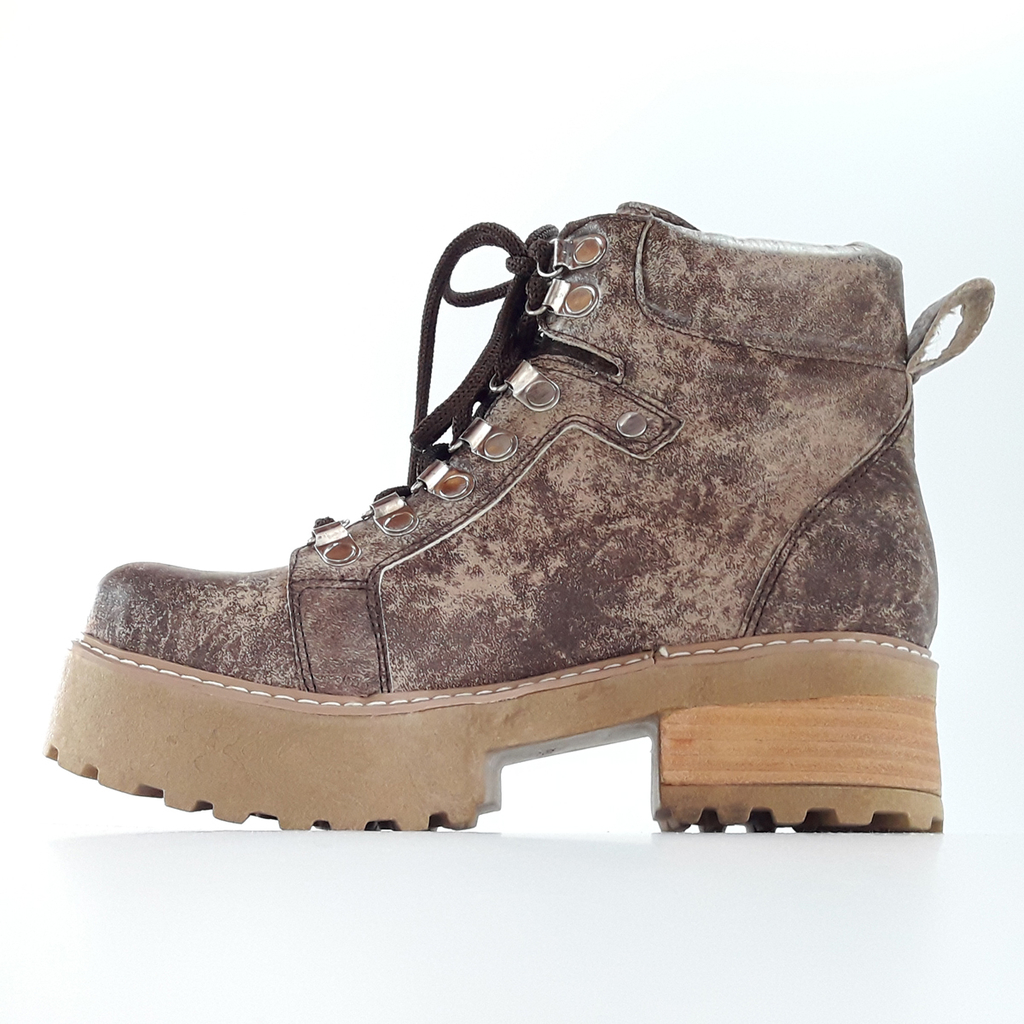 Borcegos Botas Plataformas Cuero Invierno Mujer Livianas Alpinos