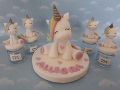 Souvenirs 10 frascos Unicornios Porcelana Fria en internet