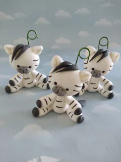 Souvenirs 10 Animalitos Osito Elefante jirafa vaca leon - Nubecitas