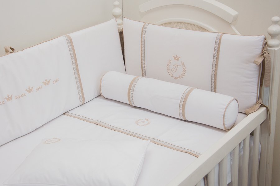 Kit berço bordado personalizado Outlet