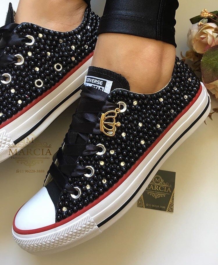 Tênis Personalizado tradicional com Pérolas