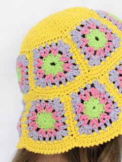 Gorrito Maria (amarillo-crochet) en internet